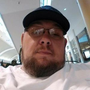 Meet your Posher, Erick